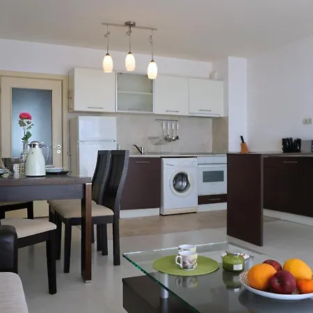 Апартаменти Свети Георги - Saint George Apartments Kavarna Exterior photo