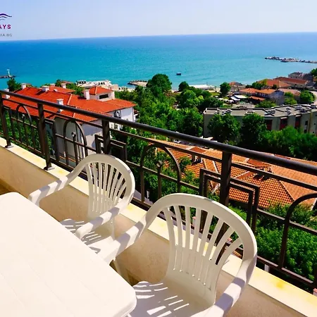Апартаменти Свети Георги - Saint George Apartments Kavarna Exterior photo