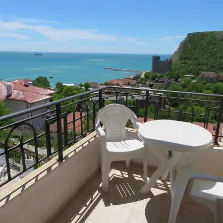 Апартаменти Свети Георги - Saint George Apartments Kavarna Exterior photo